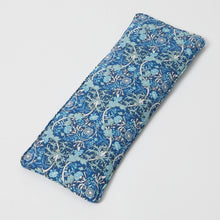 Load image into Gallery viewer, Rococo Heat Pack - Blue &amp; White